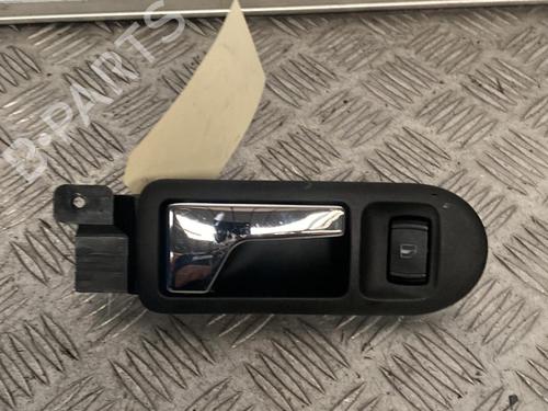 Used Left front window switch Left front window switch VW GOLF IV (1J1) 1.9 TDI (90 hp) 21695029 21695029