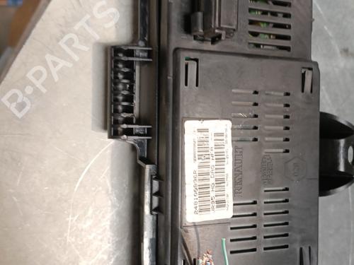 Used Display monitor Display monitor RENAULT SCÉNIC III (JZ0/1_) 1.5 dCi (JZ02, JZ0R) (95 hp) 27720095 27720095