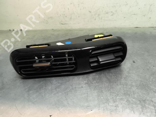 Used Air vent CITROËN C4 CACTUS 1.2 THP 110 (110 hp) 31872322
