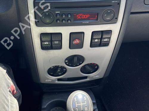 Front wiper motor DACIA LOGAN MCV (KS_) 1.5 dCi (KS0K) | BP24222608M29  - Image 9