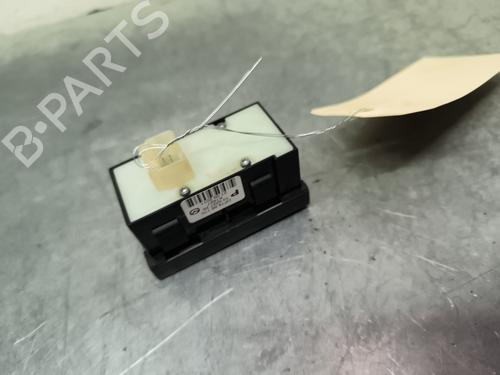 Forlygtekontakt Forlygtekontakt MAZDA 2 (DE_, DH_) 1.5 (DE5FS) (103 hp) 32995728 32995728