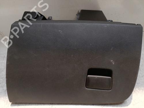 Used Glove box Glove box 21704708 21704708