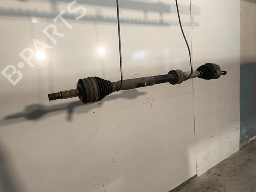 Antriebswelle rechts vorne TOYOTA AURIS (_E15_) 1.4 D-4D (NDE150_, NDE150R) | BP29997289M39 