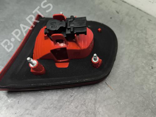 left-tailgate-light-vw-eos-1f7-1f8-2006-2007-2008-2009-2010-2011-2012-2013-2014-2015-32995781 main image