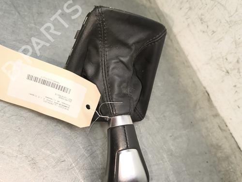 Gearknop MERCEDES-BENZ B-CLASS Sports Tourer (W246, W242) B 180 CDI / d (246.212) (109 hp) 32997156