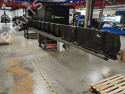 Used Right sideskirt Right sideskirt DACIA DUSTER (HS_) 1.5 dCi (HSMC) (107 hp) 35899572 35899572