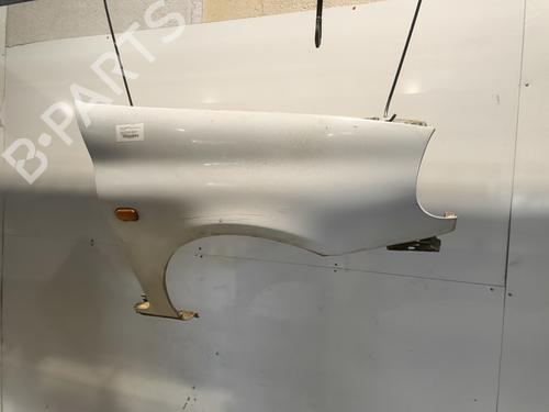 Used Right front fenders Right front fenders RENAULT CLIO I (B/C57_, 5/357_) [1990-1999] 33556127 33556127