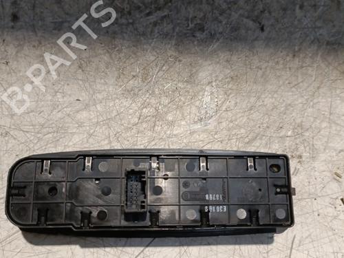 Used Left front window switch Left front window switch RENAULT MEGANE III Hatchback (BZ0/1_, B3_) 1.5 dCi (106 hp) 21704502 21704502