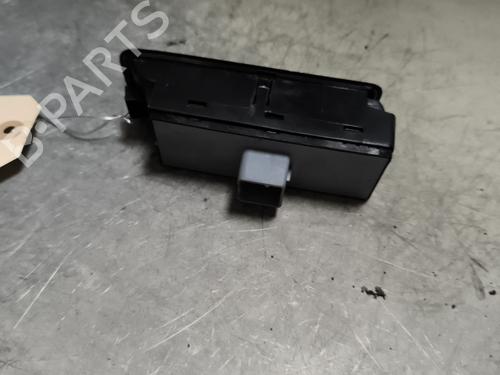 Used Left front window switch Left front window switch VW POLO V (6R1, 6C1) 1.6 TDI (90 hp) 28442480 28442480