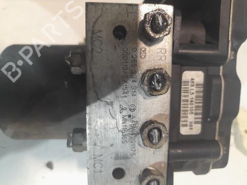 Used ABS pump SMART FORFOUR (454) 1.5 CDI (454.000) (68 hp) 22034332