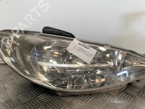 Højre forlygte PEUGEOT 206 Hatchback (2A/C) 1.4 i (75 hp) 21708135