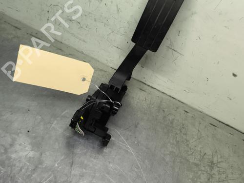 pedal-renault-twingo-iii-bcm_-bca_-2014-33992107 main image