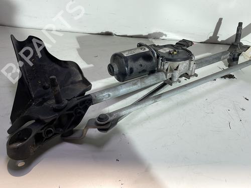 Used Front wiper motor BMW 1 (F21) 118 d (143 hp) 23822853