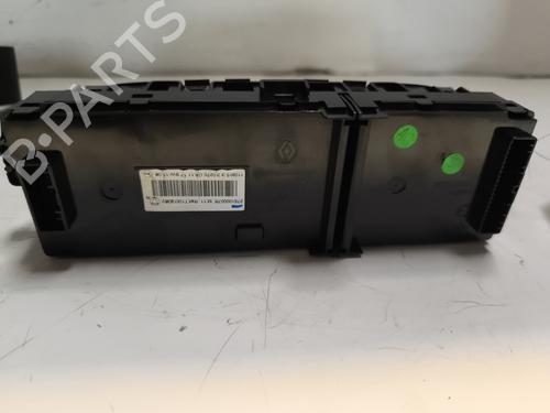 climate-control-renault-megane-iii-hatchback-bz01_-b3_-2008-23846097 main image