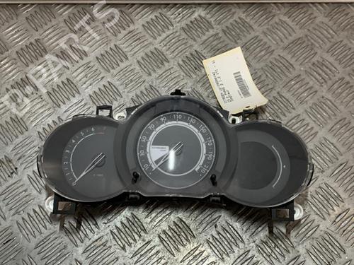 Used Instrument cluster Instrument cluster CITROËN C3 II (SC_) 1.2 VTi 82 (82 hp) 21706536 21706536