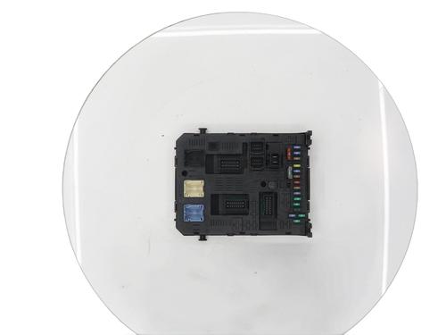 Used Fuse box Fuse box PEUGEOT 308 SW I (4E_, 4H_) 1.6 HDi (90 hp) 34284703 34284703