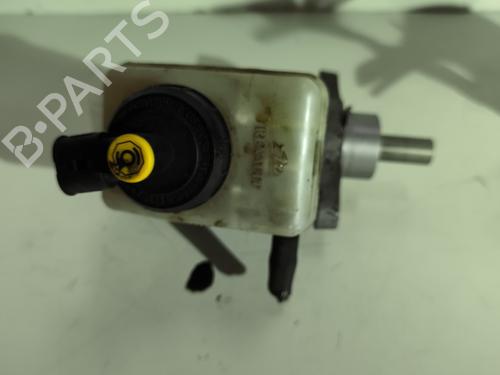brake-master-cylinder-dacia-duster-hs_-2010-2011-2012-2013-2014-2015-2016-2017-2018-23267966 main image