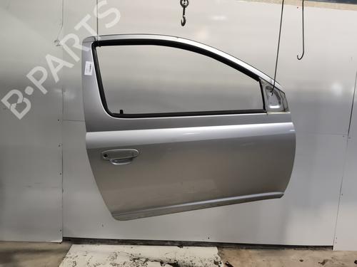 right-front-door-toyota-yaris-_p1_-1999-2000-2001-2002-2003-2004-2005-26735082 main image