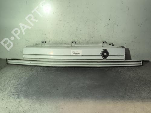 Used Grille RENAULT SUPER 5 (B/C40_) 1.6 D (B/C/404) (55 hp) 29733192