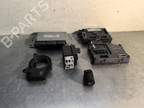 Used Electronic module RENAULT CLIO IV (BH_) 1.2 16V (73 hp) 29997587