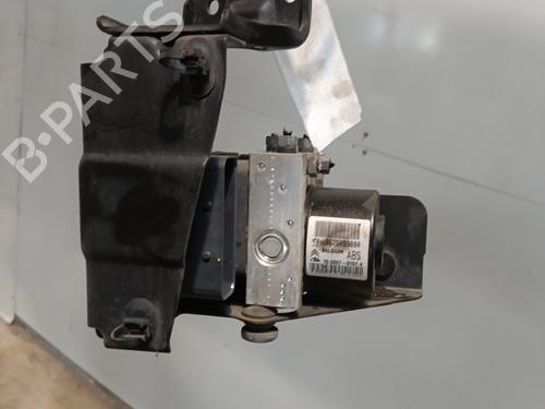 Used ABS pump PEUGEOT 207 (WA_, WC_) 1.6 16V VTi (120 hp) 28442647