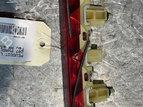 Used Third brake light Third brake light PEUGEOT 207 (WA_, WC_) 1.6 HDi (90 hp) 21713325 21713325