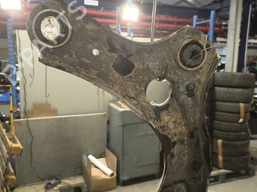 Used Left front suspension arm Left front suspension arm 37754916 37754916