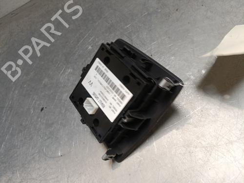 Switch RENAULT SCÉNIC III (JZ0/1_) 1.5 dCi (JZ02, JZ0R) | BP28077871I30 