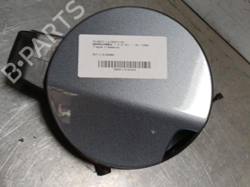 Used Fuel flap PEUGEOT 5008 (0U_, 0E_) 2.0 HDi 150 / BlueHDi 150 (150 hp) 28078022