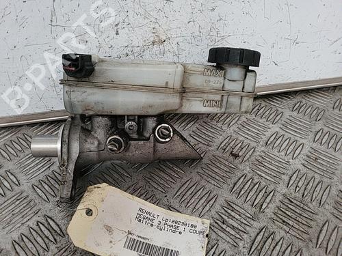 Used Brake master cylinder RENAULT MEGANE III Coupe (DZ0/1_) 1.5 dCi (DZ0B) (106 hp) 21718963