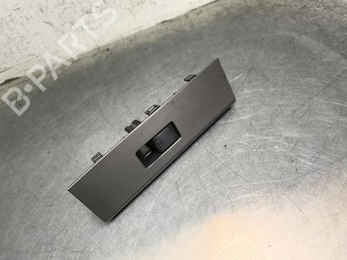 Used Right front window switch NISSAN PATHFINDER III (R51) 2.5 dCi 4WD (174 hp) 32996648