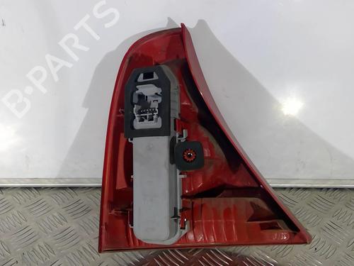 Piloto trasero derecho RENAULT CLIO II (BB_, CB_) 1.5 dCi (B/CB07) (65 hp) 21715953