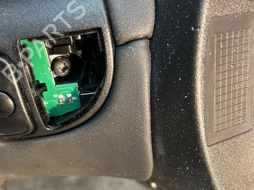 Used Steering wheel Steering wheel FIAT 500X (334_) 1.6 D Multijet (334AXA1B, 334AXA11) (120 hp) 32995002 32995002