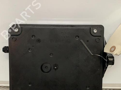 Used Fuse box RENAULT MEGANE III Grandtour (KZ0/1) 1.9 dCi (KZ0J, KZ0N, KZ1S) (131 hp) 21715573