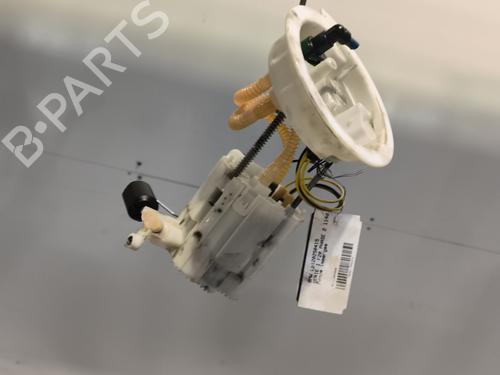 Used Fuel pump BMW 1 (F20) 114 d (95 hp) 28443375
