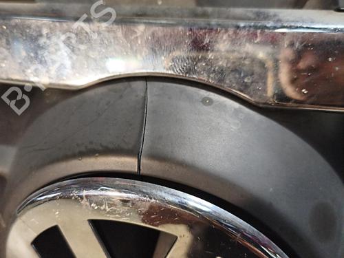 Used Grille Grille VW TOURAN (1T1, 1T2) 1.9 TDI (105 hp) 40434970 40434970