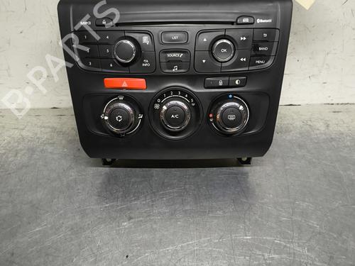 AC Styreenhet / Manøvreringsenhet CITROËN C4 II (NC_) 1.6 HDi 90 (92 hp) 30552847