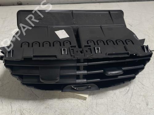 Used Air vent Air vent PEUGEOT 208 I (CA_, CC_) 1.6 HDi (114 hp) 24526402 24526402