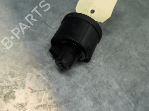 Used Headlight switch Headlight switch VW POLO V (6R1, 6C1) 1.4 TDI (75 hp) 31815915 31815915