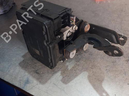 Used ABS pump ABS pump FORD FIESTA VI (CB1, CCN) 1.6 TDCi (95 hp) 33870290 33870290