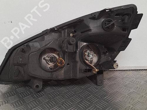 Used Right headlight Right headlight RENAULT SCÉNIC II (JM0/1_) 1.9 dCi (JM0G, JM12, JM1G, JM2C) (120 hp) 22032560 22032560