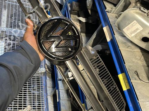 grille-vw-golf-vi-5k1-2008-2009-2010-2011-2012-2013-2014-26028248 main image