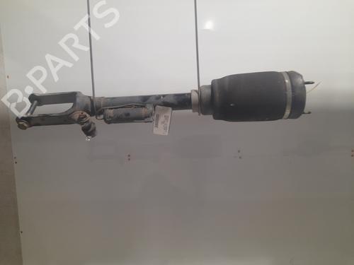 Used Right front shock absorber MERCEDES-BENZ M-CLASS (W164) ML 320 CDI 4-matic (164.122) (224 hp) 22653130