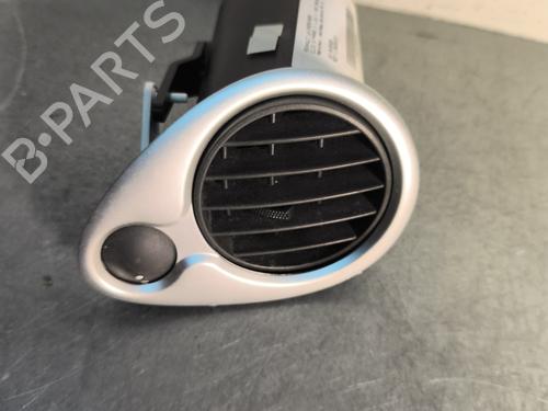 Used Air vent Air vent RENAULT CLIO III (BR0/1, CR0/1) 1.2 16V Hi-Flex (BR1U, CR1U) (75 hp) 29733647 29733647