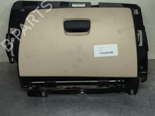 Used Glove box BMW X1 (E84) xDrive 20 d (184 hp) 32997009