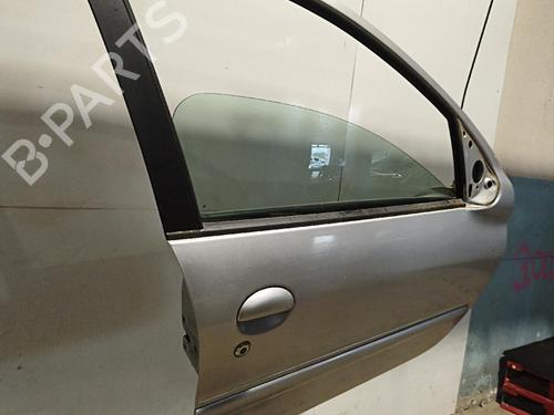 Used Right front door Right front door 39640156 39640156