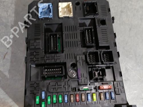 Used Fuse box Fuse box CITROËN C5 III Break (RW_) 2.0 HDi (136 hp) 26893820 26893820