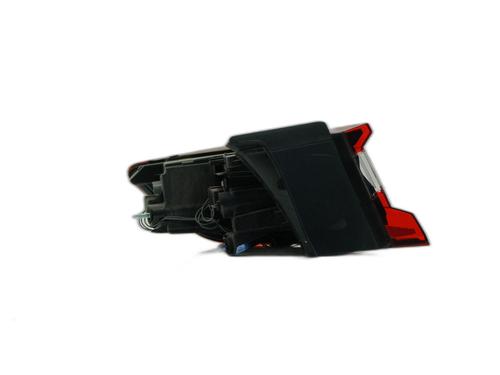 right-taillight-renault-megane-iv-hatchback-b9amn_-2015-39150421 main image