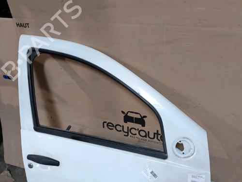 right-front-door-dacia-sandero-14-mpi-lpg-801006248r-2008-21718783 main image