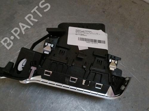 Used Air vent PEUGEOT 208 I (CA_, CC_) 1.2 VTI 82 (82 hp) 28443004